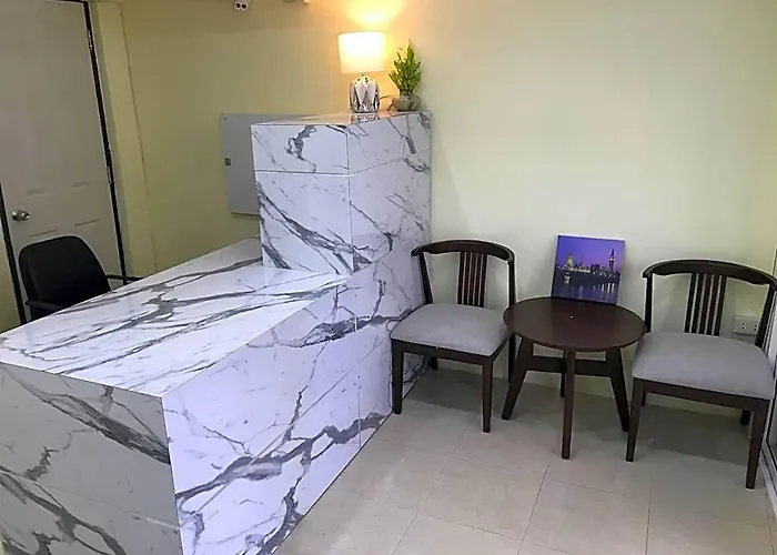 Harrys Hotel